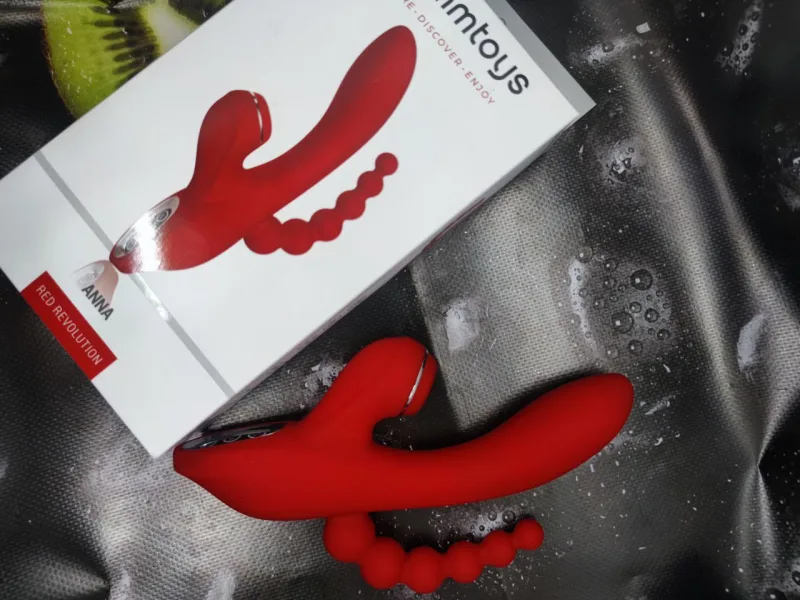 Потрійний вібратор із вакуумною стимуляцією Dream Toys RED REVOLUTION ANNA