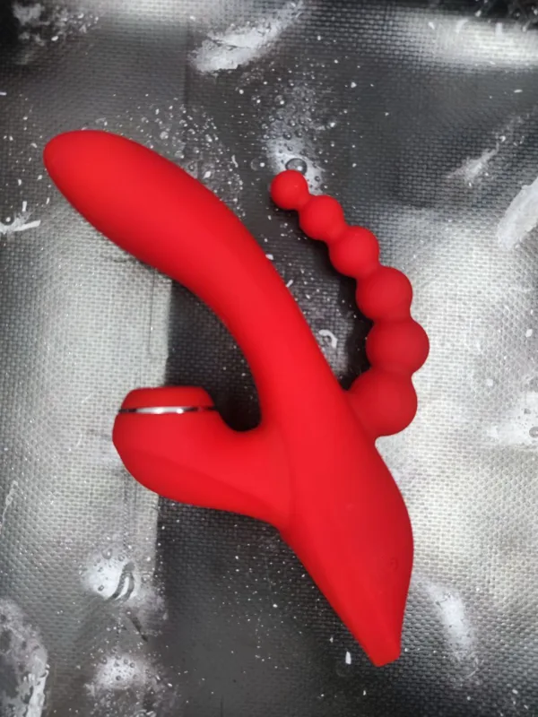 Потрійний вібратор із вакуумною стимуляцією Dream Toys RED REVOLUTION ANNA