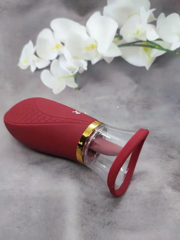 Всмоктуючий стимулятор із рухомим язичком Dream Toys ROMANCE ROXY