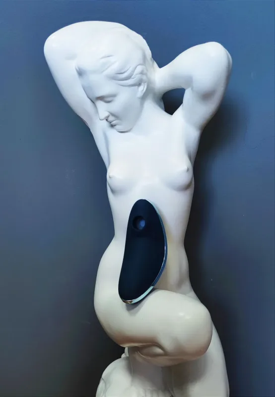 Вакуумний кліторальний стимулятор із вібрацією SATISFYER VULVA LOVER 1 BLUE