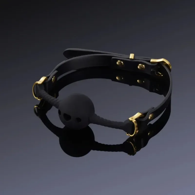 Кляп кулька з отворами у вигляді серця UPKO Desire for Mouth Bondage Collection,італійська шкіра